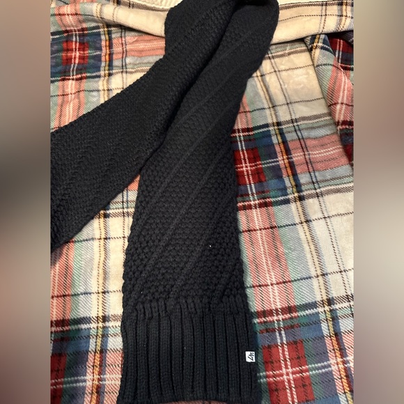 Red Bull Scarf - Picture 2 of 2